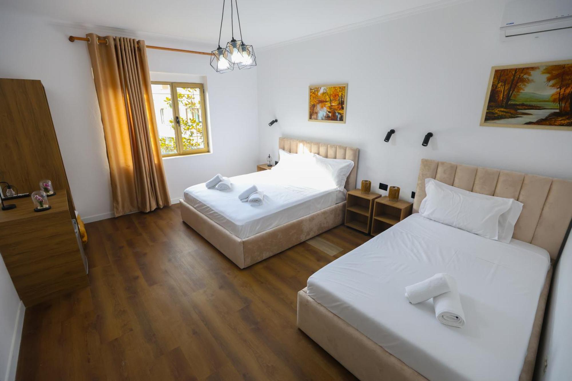 Vila Alizee Hotel ติรานา ภายนอก รูปภาพ