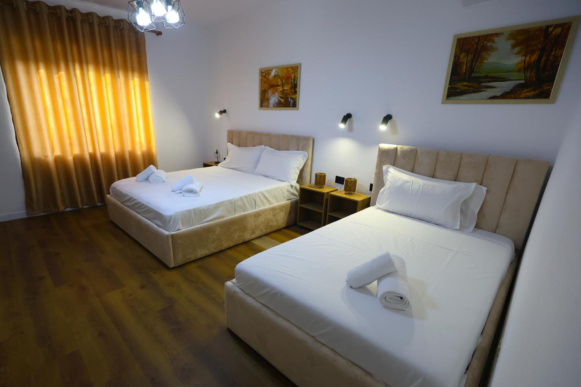Vila Alizee Hotel ติรานา ภายนอก รูปภาพ